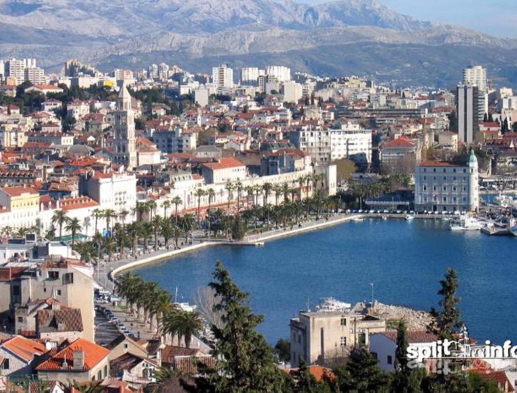 Blue Tree Rooms Split Dış mekan fotoğraf